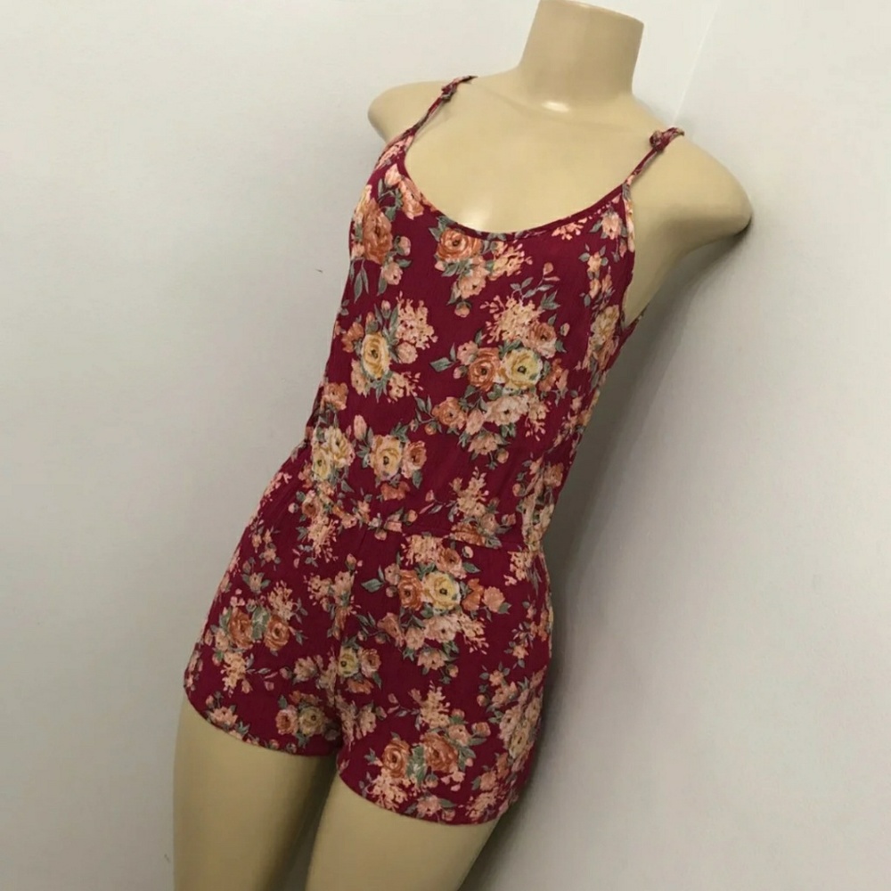 FOREVER21 FLORAL RED ROMPER